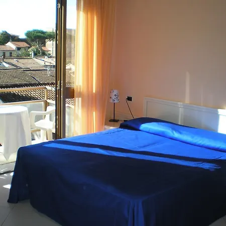 Elizabeth Hotel